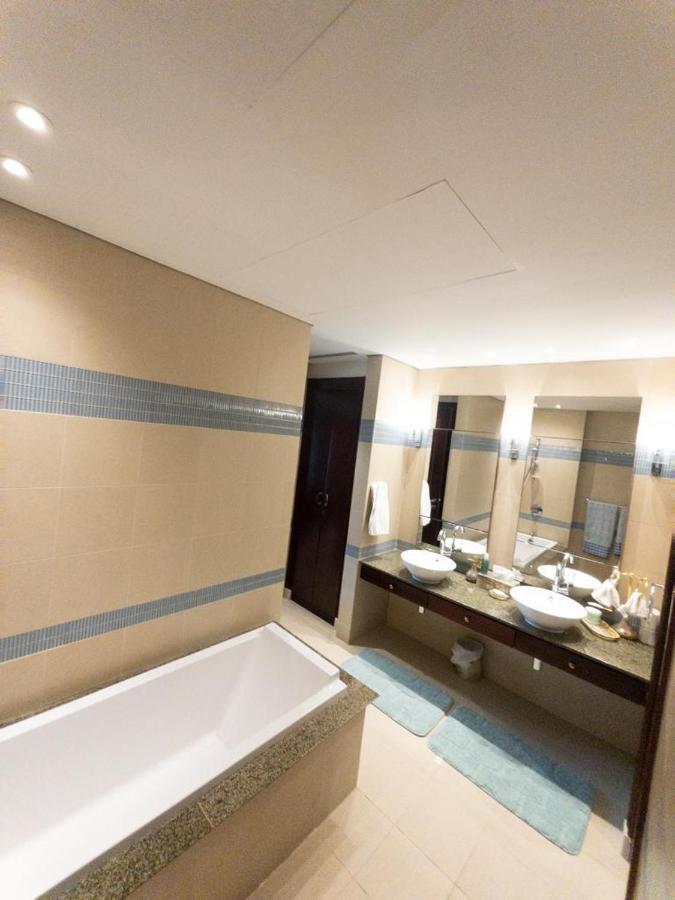 Luxury 2 Bedroom Apt In The Pearl With Marina View Doha Ngoại thất bức ảnh