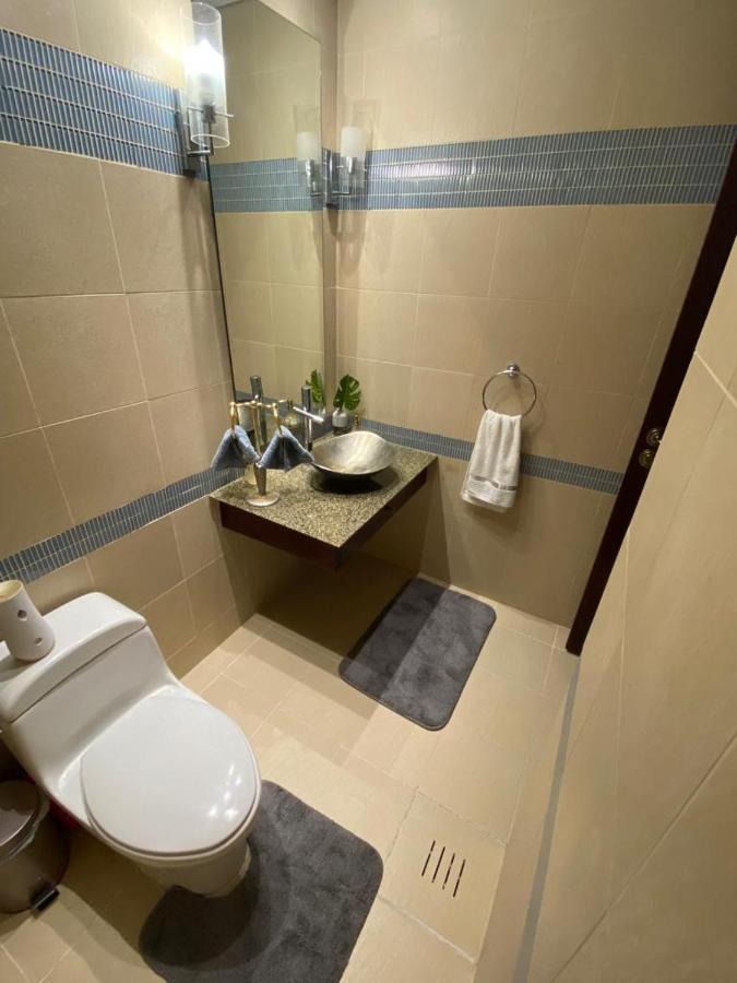 Luxury 2 Bedroom Apt In The Pearl With Marina View Doha Ngoại thất bức ảnh