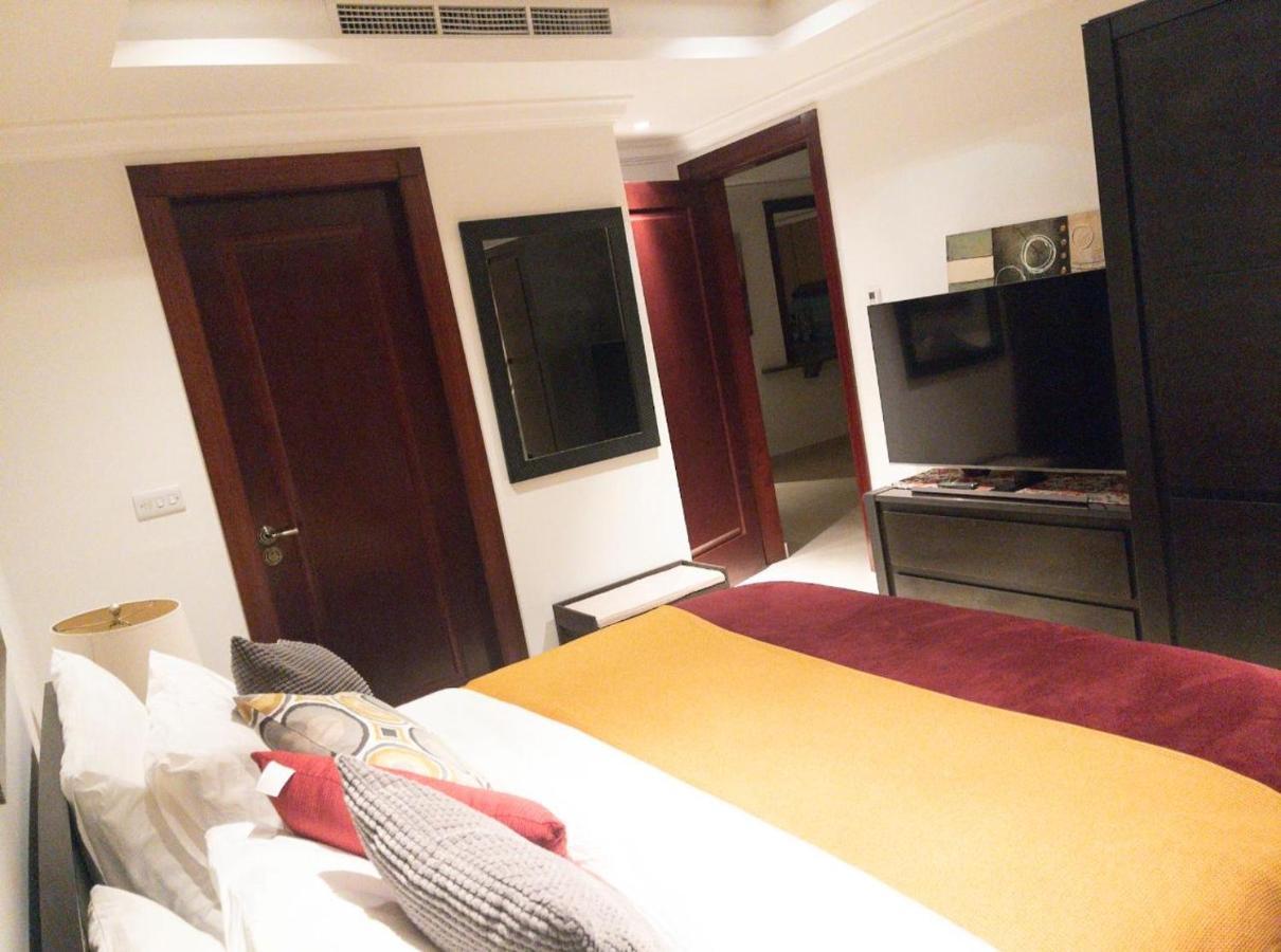 Luxury 2 Bedroom Apt In The Pearl With Marina View Doha Ngoại thất bức ảnh